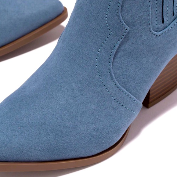 !! NEW !! Faux Suede Ankle Cowboy Boots in Ocean Blue - Picture 3 of 11